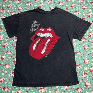 The Rolling Stones! Rock T-shirt band merch. Relaxed fit Med, Black short sleeve